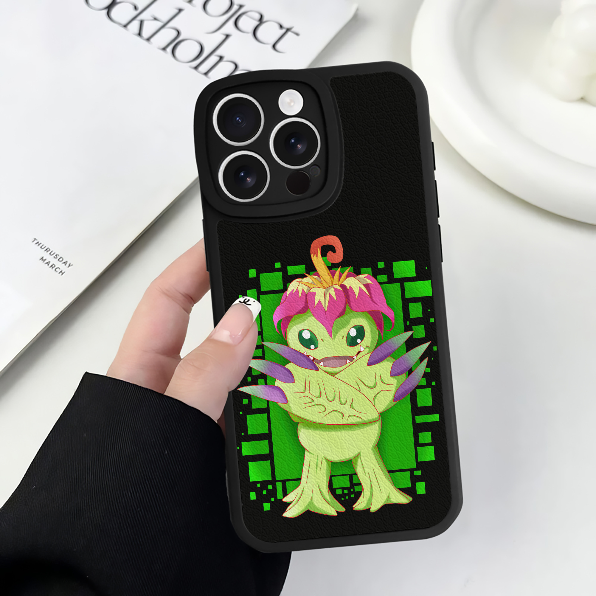 （画像用） Digimon デジタルモンスター/デジモン 【iPhone 16シリーズ対応】シリコンスマホケース（レザー調） 材質：シリコン